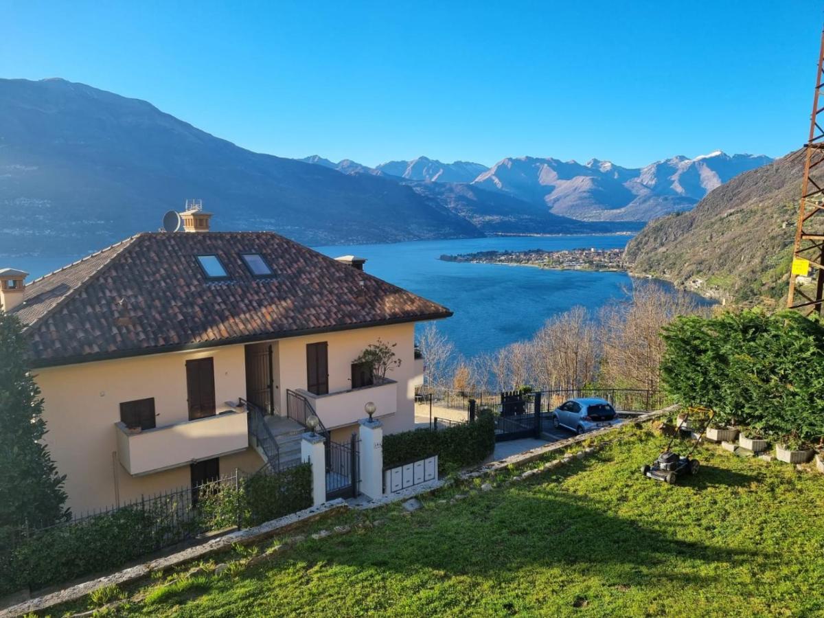 Apartment With Garden And Terrace Beautiful Lake View Беллано Екстер'єр фото